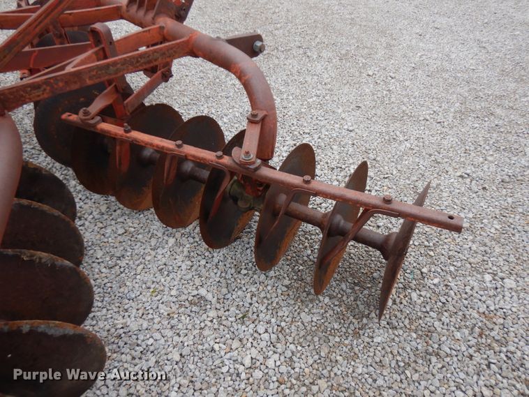 image for item FW9835 Massey-Ferguson 25 tandem disk