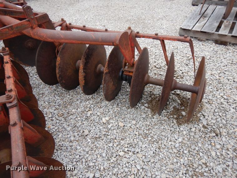 image for item FW9835 Massey-Ferguson 25 tandem disk