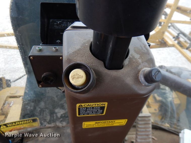 image for item FW9838 2001 Ag-Chem RoGator 854  sprayer