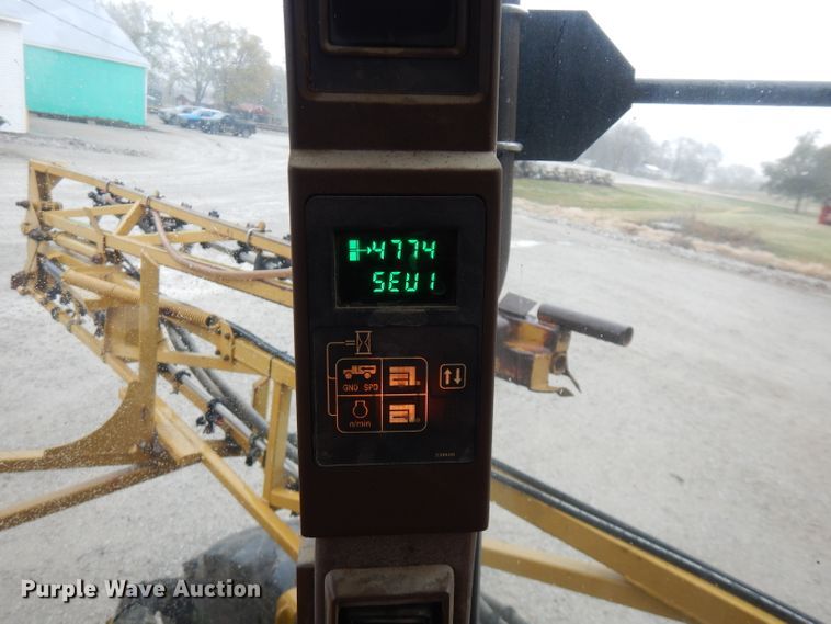 image for item FW9838 2001 Ag-Chem RoGator 854  sprayer