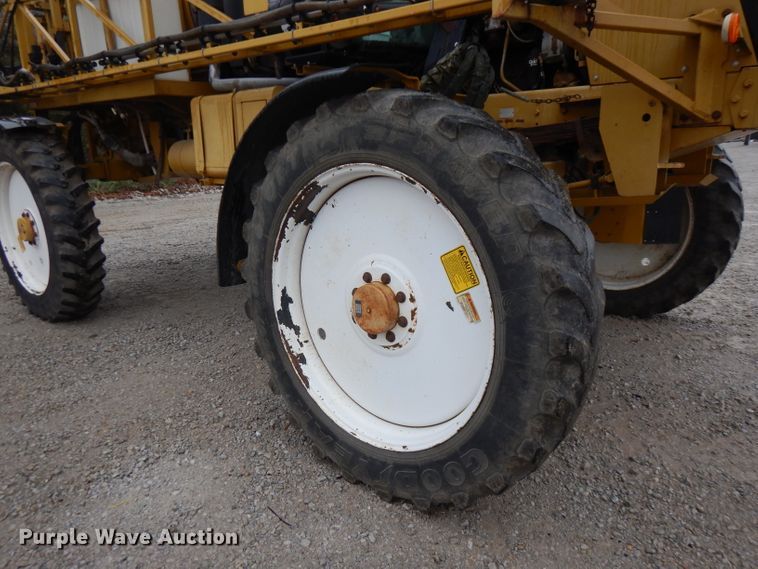 image for item FW9838 2001 Ag-Chem RoGator 854  sprayer