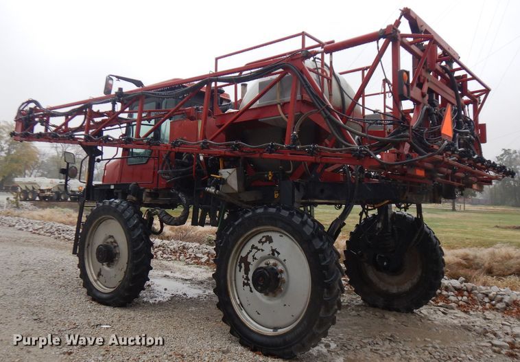 image for item FW9839 2005 Case IH Patriot SPX3185  sprayer