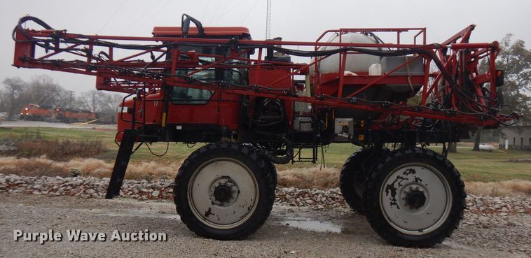 image for item FW9839 2005 Case IH Patriot SPX3185  sprayer