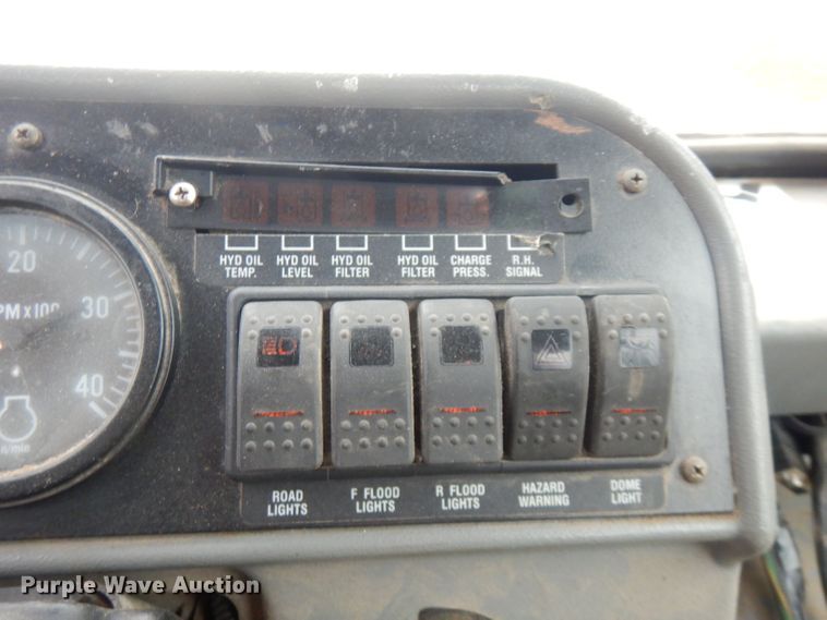 image for item FW9839 2005 Case IH Patriot SPX3185  sprayer