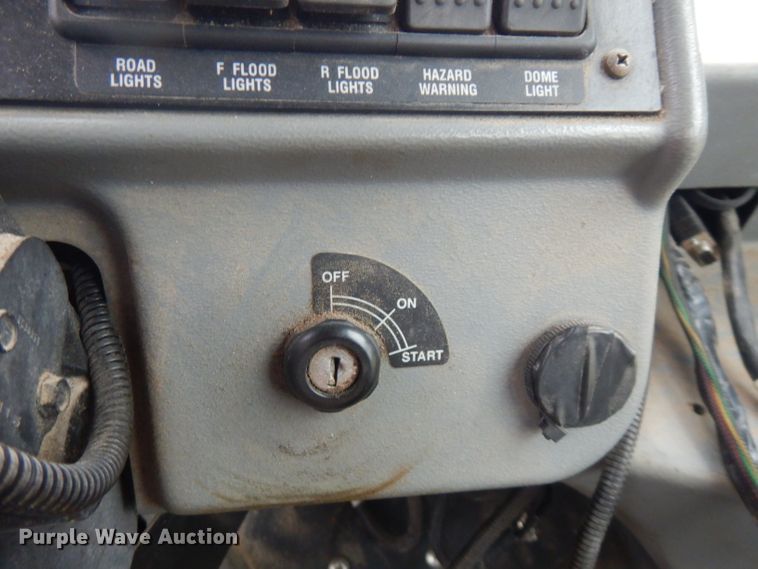 image for item FW9839 2005 Case IH Patriot SPX3185  sprayer