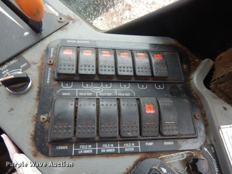 image for item FW9839 2005 Case IH Patriot SPX3185  sprayer