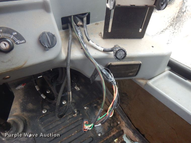 image for item FW9839 2005 Case IH Patriot SPX3185  sprayer