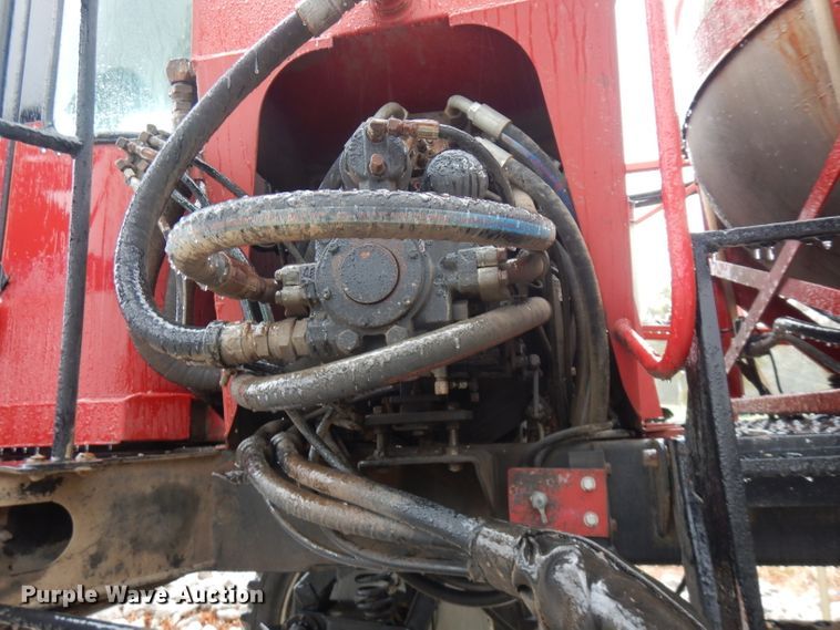 image for item FW9839 2005 Case IH Patriot SPX3185  sprayer
