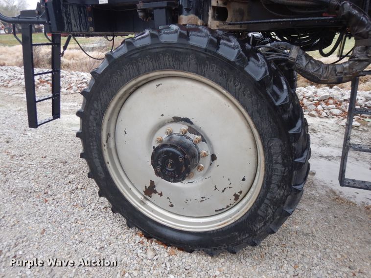 image for item FW9839 2005 Case IH Patriot SPX3185  sprayer