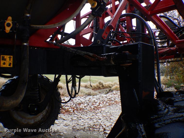 image for item FW9839 2005 Case IH Patriot SPX3185  sprayer