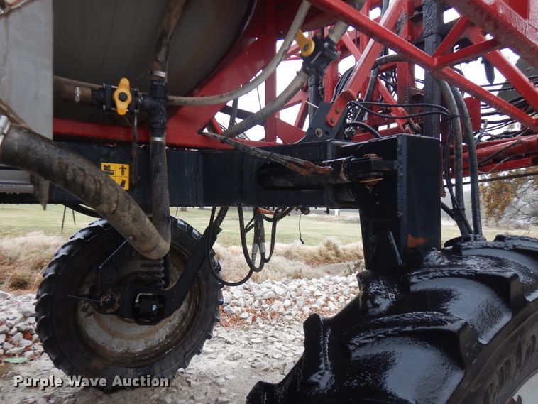 image for item FW9839 2005 Case IH Patriot SPX3185  sprayer