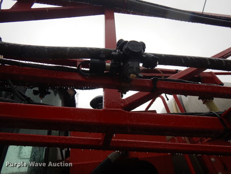 image for item FW9839 2005 Case IH Patriot SPX3185  sprayer