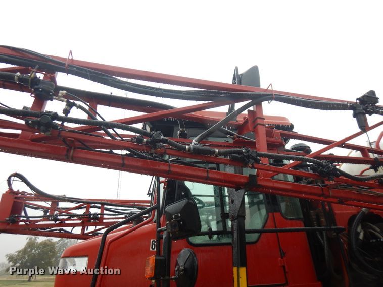 image for item FW9839 2005 Case IH Patriot SPX3185  sprayer