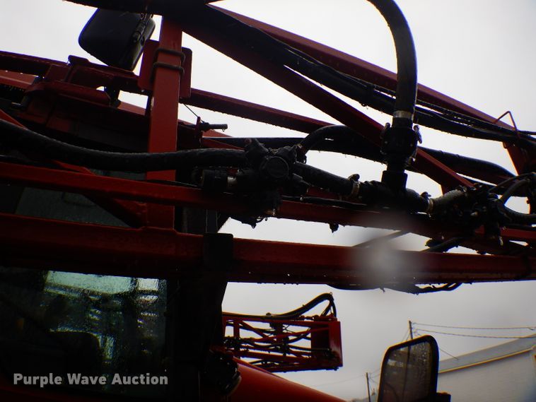 image for item FW9839 2005 Case IH Patriot SPX3185  sprayer