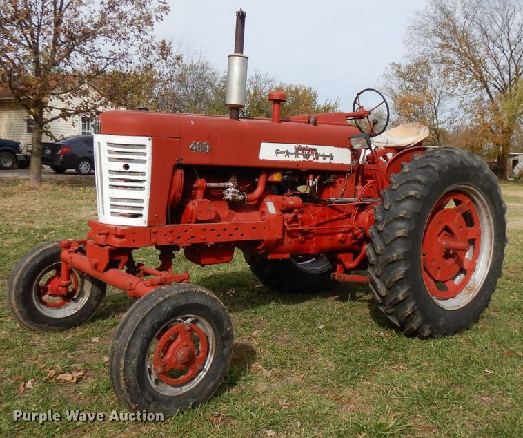 image for item FW9892 1954 International Farmall 400  tractor