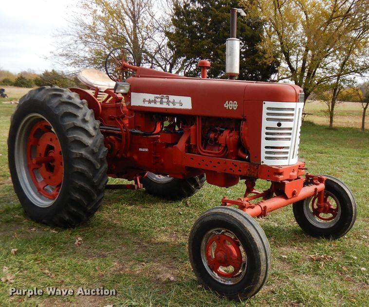 image for item FW9892 1954 International Farmall 400  tractor