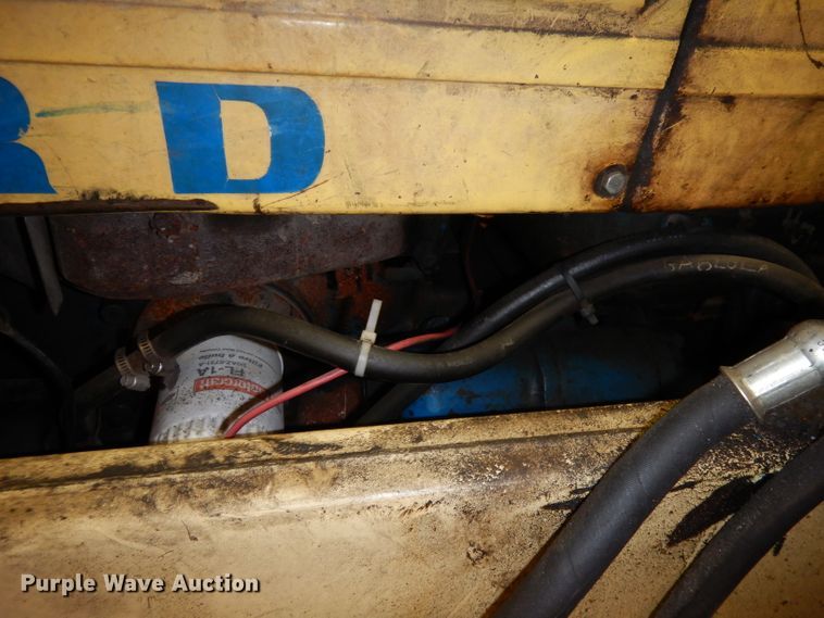 image for item GJ9558 Ford 3300  tractor