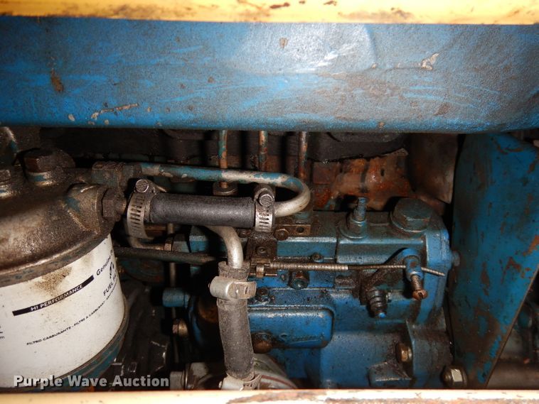 image for item GJ9558 Ford 3300  tractor