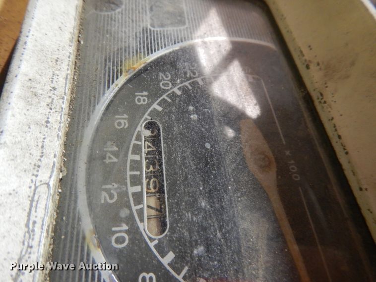 image for item GJ9558 Ford 3300  tractor