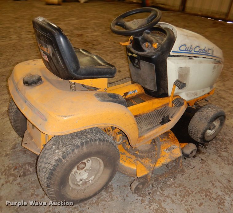 image for item GJ9559 Cub Cadet 2166 lawn mower
