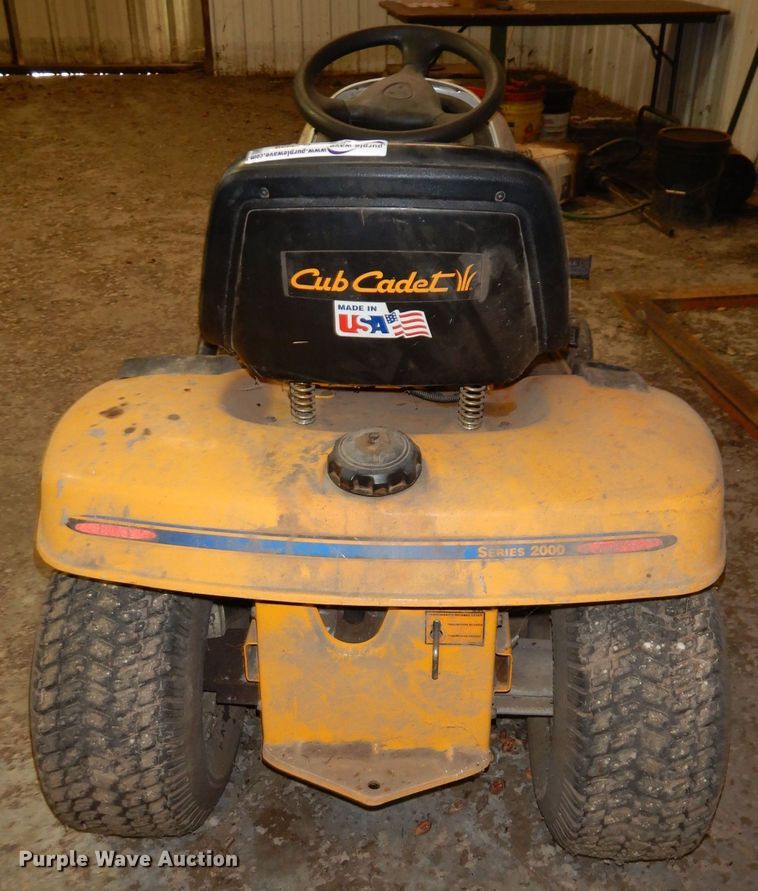 image for item GJ9559 Cub Cadet 2166 lawn mower