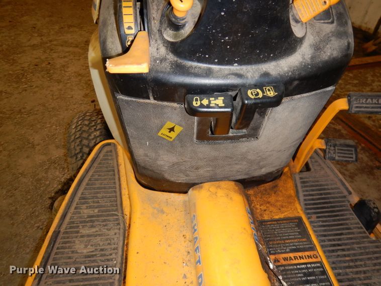 image for item GJ9559 Cub Cadet 2166 lawn mower
