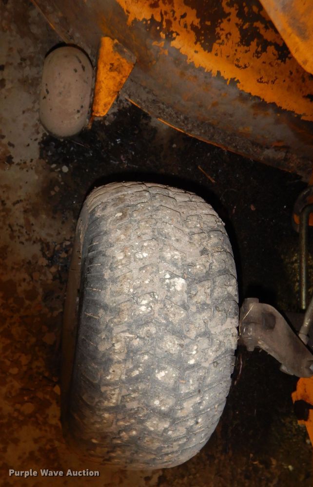 image for item GJ9559 Cub Cadet 2166 lawn mower