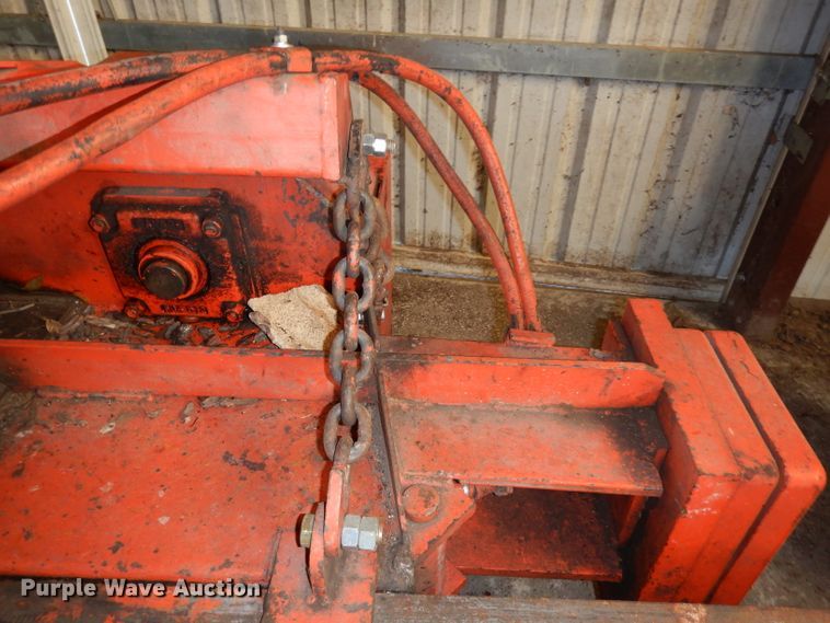 image for item GJ9573 Savage tree shaker