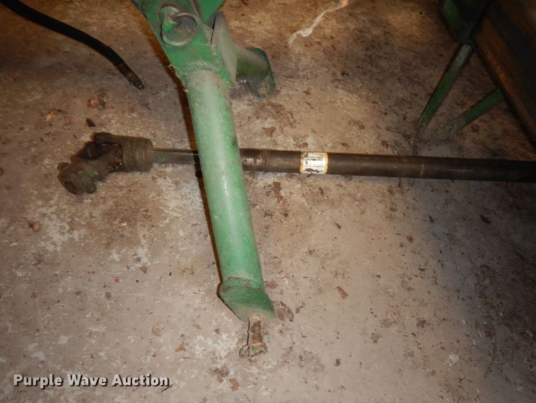 image for item GJ9574 Bowie tree shaker