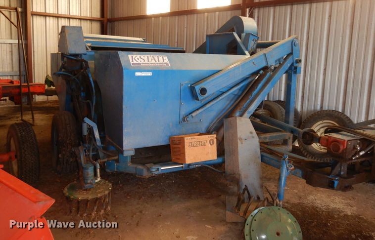 image for item GJ9575 Blue pecan nut hustler collector