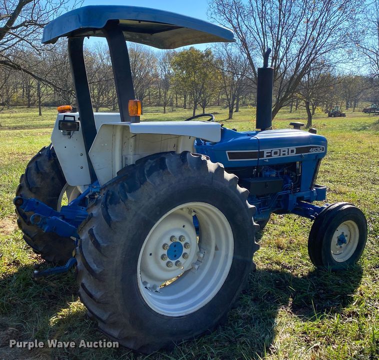 image for item HA9683 1994 Ford 4630  tractor