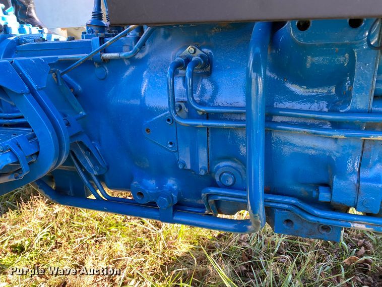 image for item HA9683 1994 Ford 4630  tractor