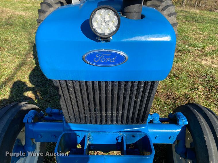 image for item HA9683 1994 Ford 4630  tractor