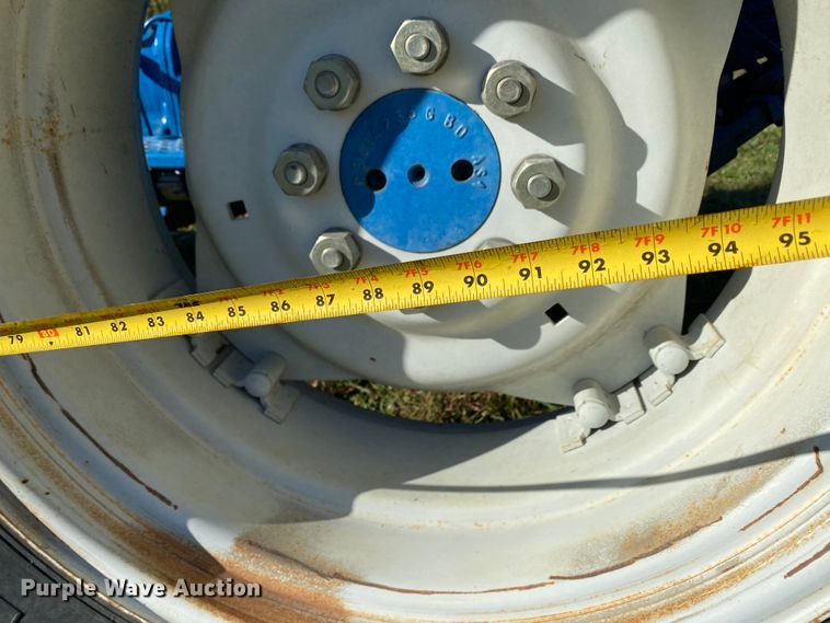 image for item HA9683 1994 Ford 4630  tractor