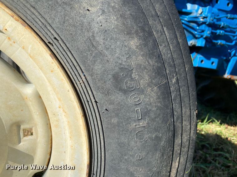 image for item HA9683 1994 Ford 4630  tractor