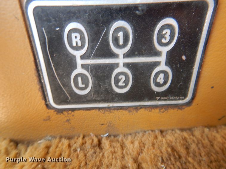 image for item HB9015 1985 Ford CLT9000  tank truck