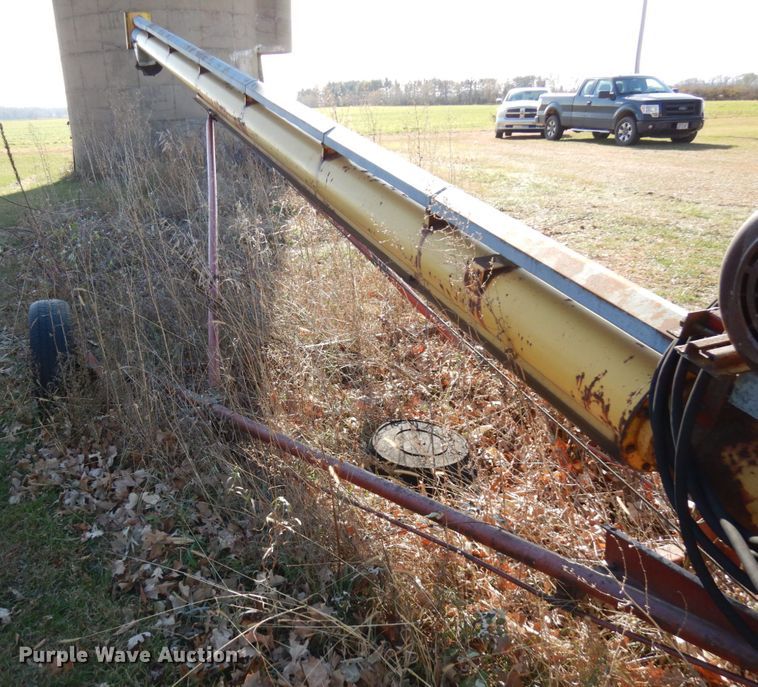 image for item HD9130 Westfield  grain auger
