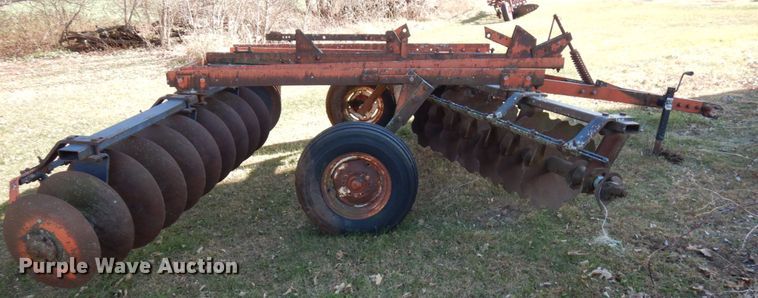 image for item HD9131 Allis Chalmers 2300A tandem off-set disk