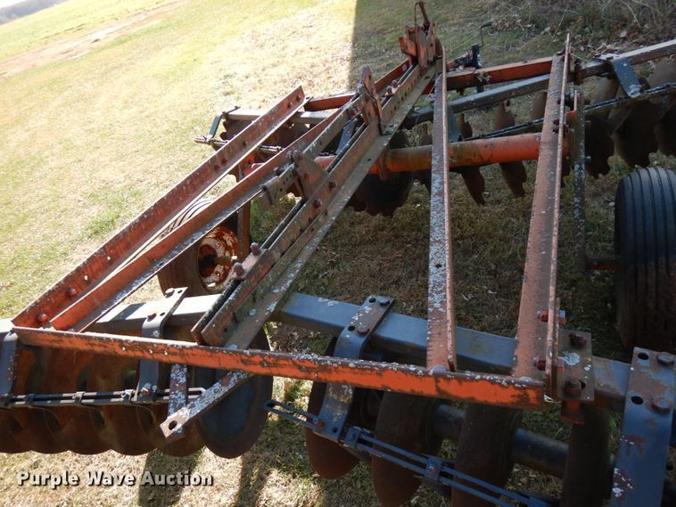 image for item HD9131 Allis Chalmers 2300A tandem off-set disk