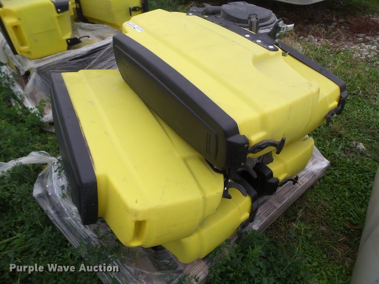 image for item HF9722 (5) John Deere twin row boxes