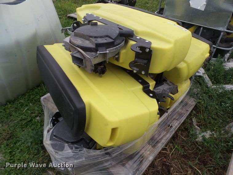 image for item HF9722 (5) John Deere twin row boxes