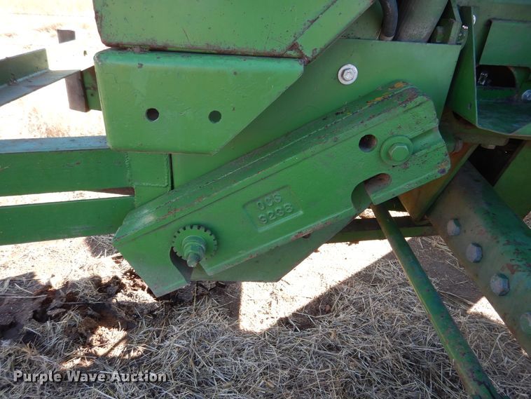 image for item HL9512 1977 John Deere 5440  forage harvester