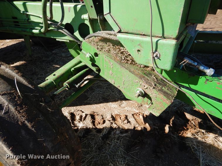 image for item HL9512 1977 John Deere 5440  forage harvester