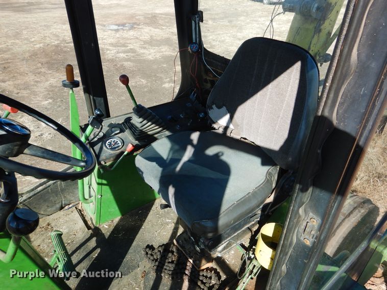 image for item HL9512 1977 John Deere 5440  forage harvester