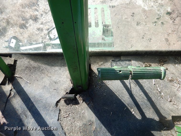 image for item HL9512 1977 John Deere 5440  forage harvester