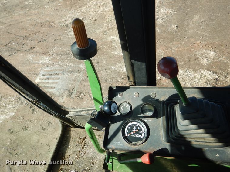 image for item HL9512 1977 John Deere 5440  forage harvester