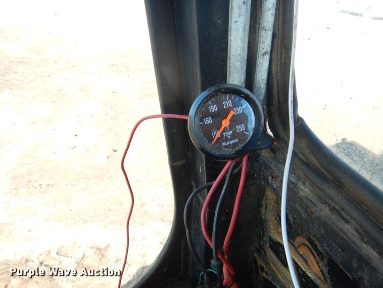 image for item HL9512 1977 John Deere 5440  forage harvester