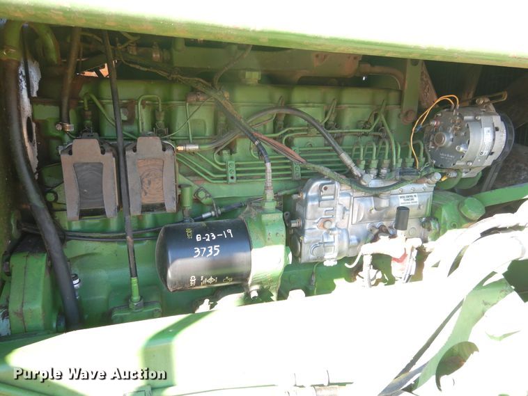 image for item HL9512 1977 John Deere 5440  forage harvester