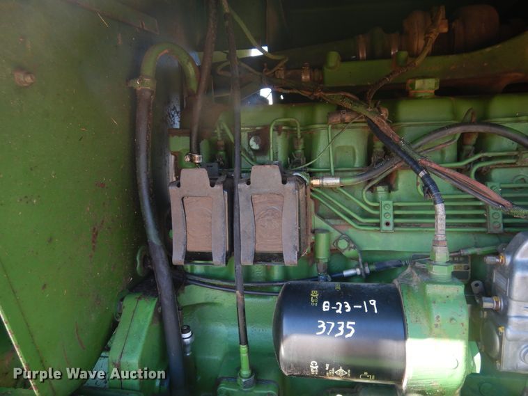 image for item HL9512 1977 John Deere 5440  forage harvester