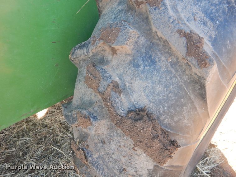 image for item HL9512 1977 John Deere 5440  forage harvester